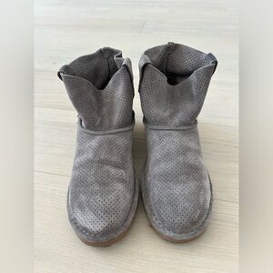 UGG TAUPE Suede Leather Ankle Boots